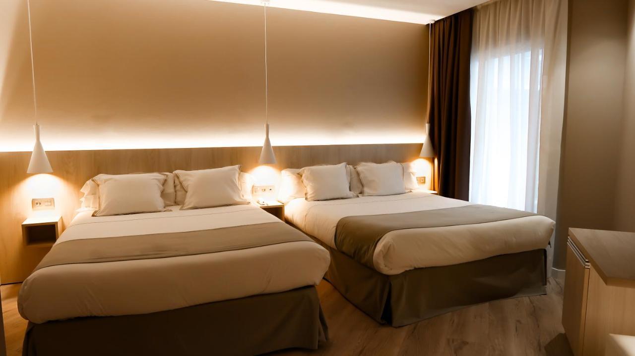 Hotel Bernat II 4*Sup Calella Esterno foto