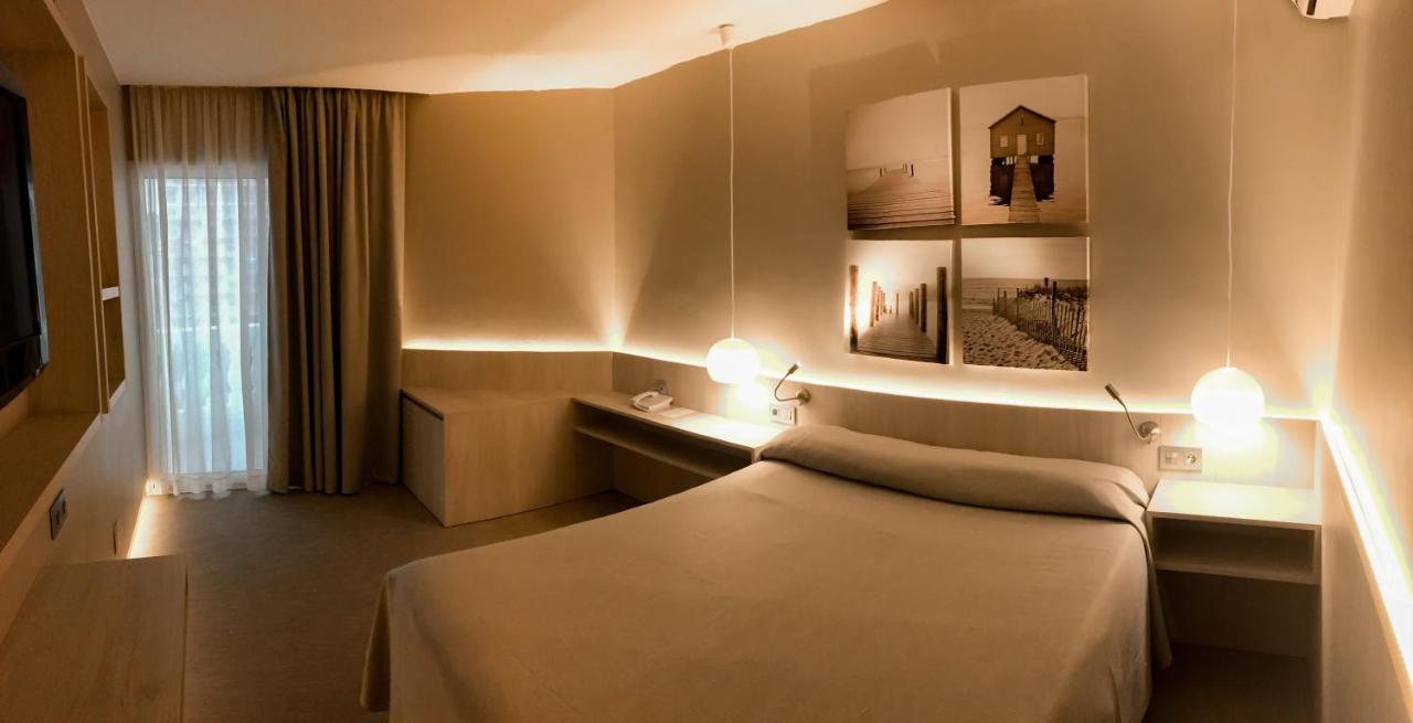 Hotel Bernat II 4*Sup Calella Esterno foto